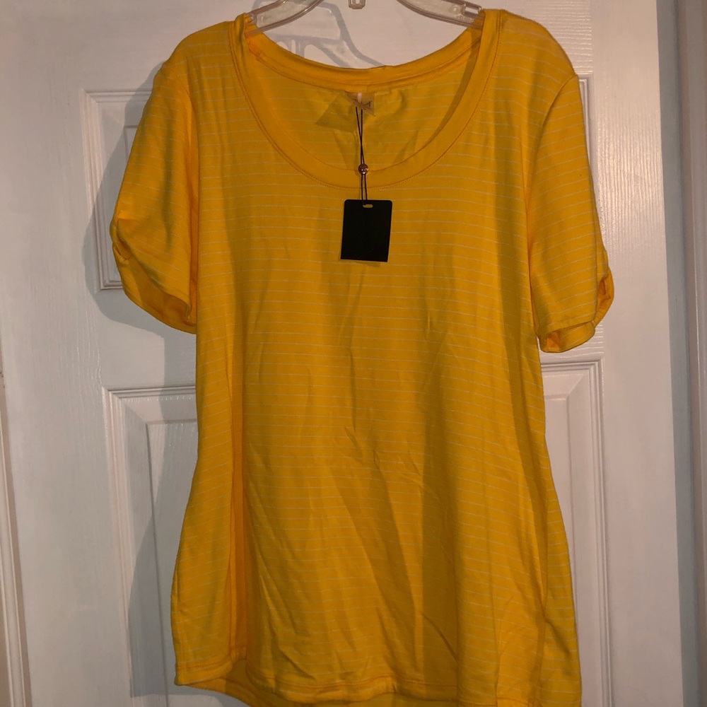 Calia by Carrie Underwood athletic shirt